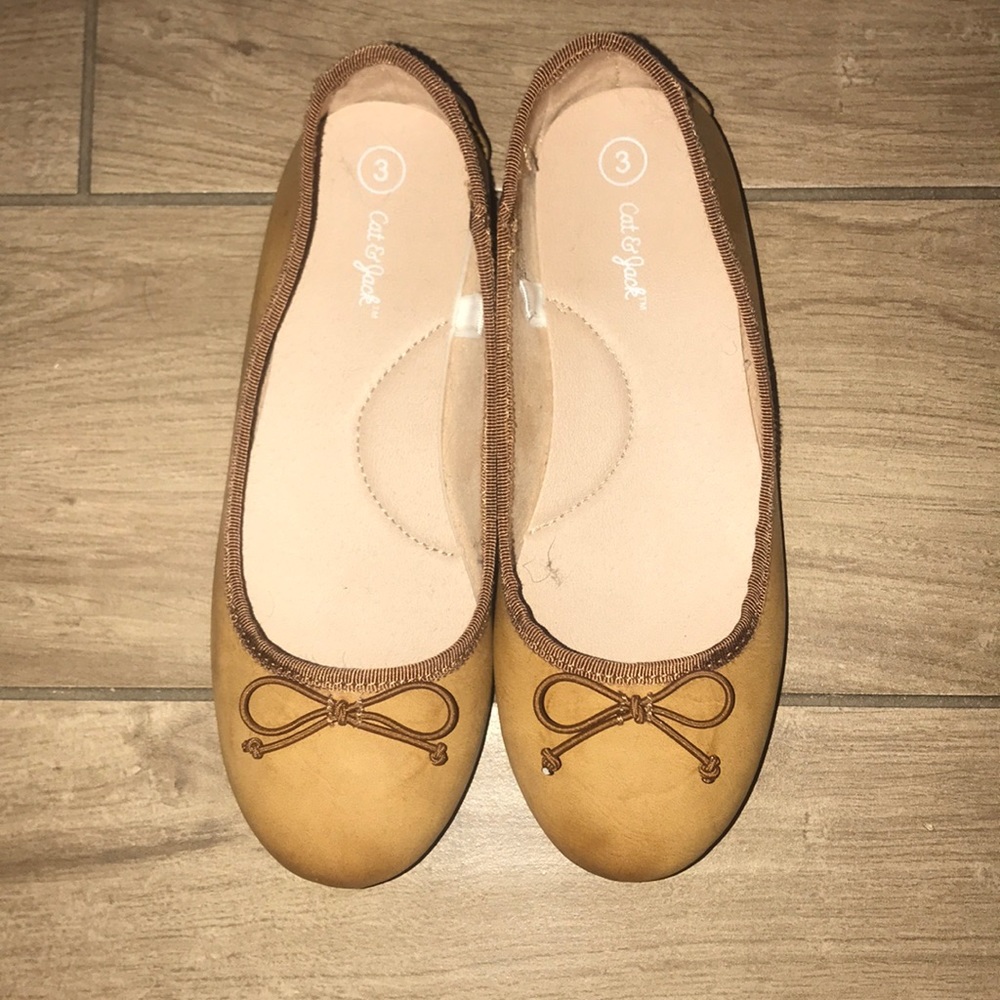 Girls Tan Flats